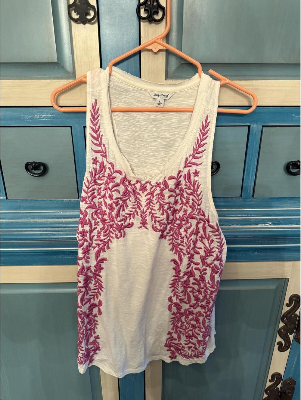 Lucky Brand White Tank Top with Pink Embroidery Size Large